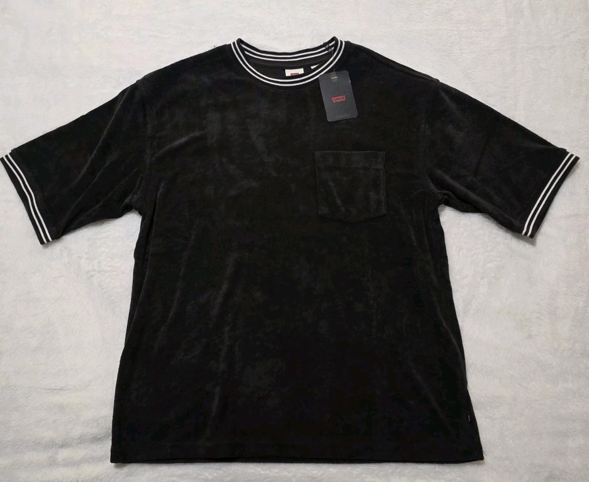 Levis Men's Pocket Towel Type Material Loose Fit T-shirt Size Small NWT gallery