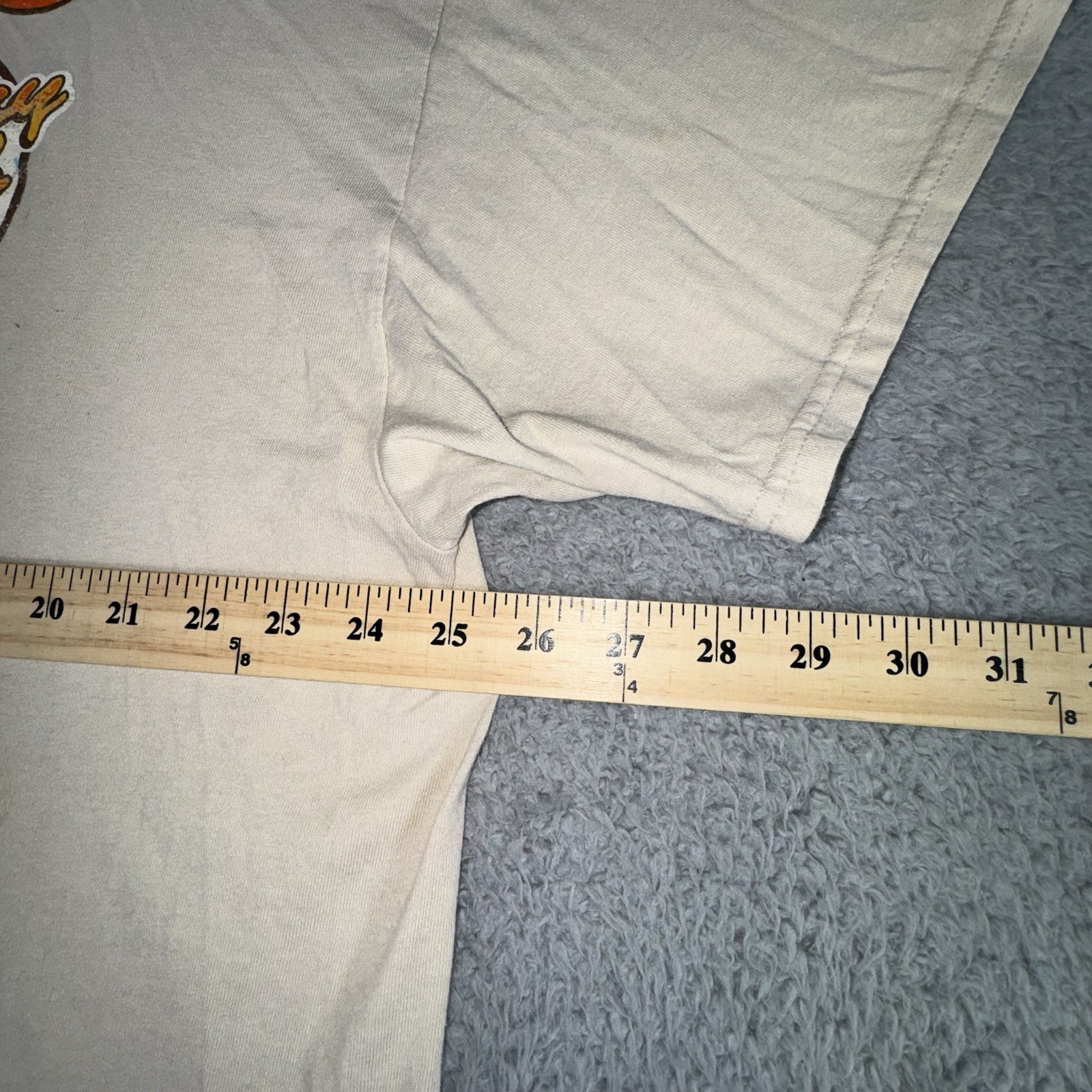 Hooters Country Club Graphic T-Shirt Mens 2XL Beige Golf Cotton Tee gallery