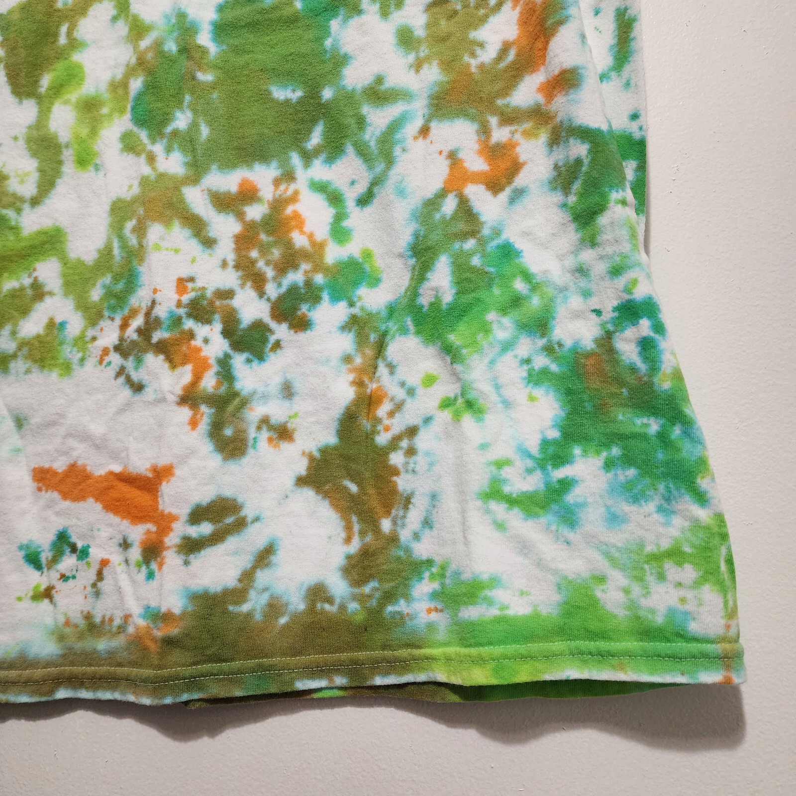 Gildan Mens XL 100% Cotton Splatter Tie Dye T-shirt Lime White Green Orange gallery