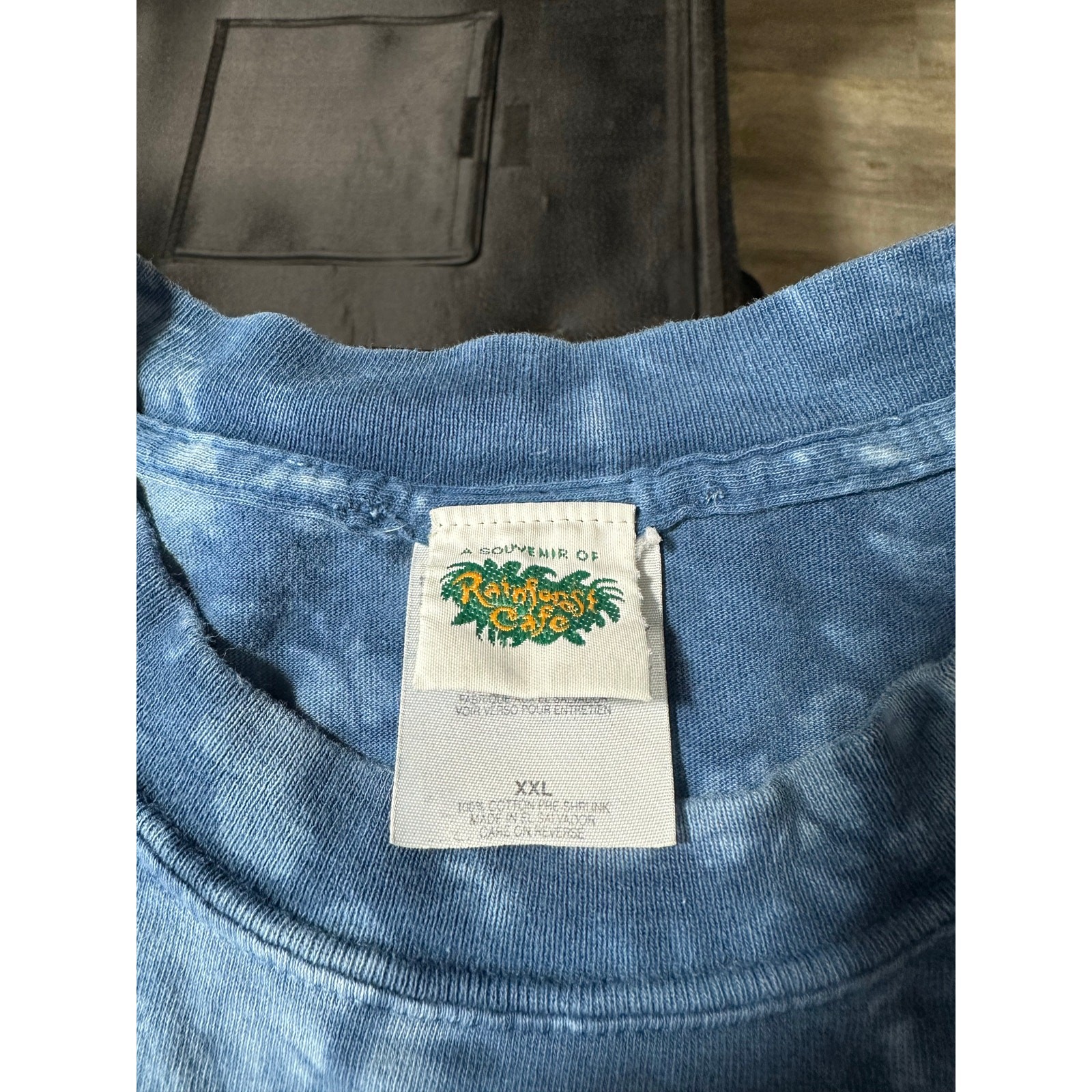 Vintage Rainforest Cafe Wolf Nature Graphic Tee Size XXL Front & Back Graphics gallery