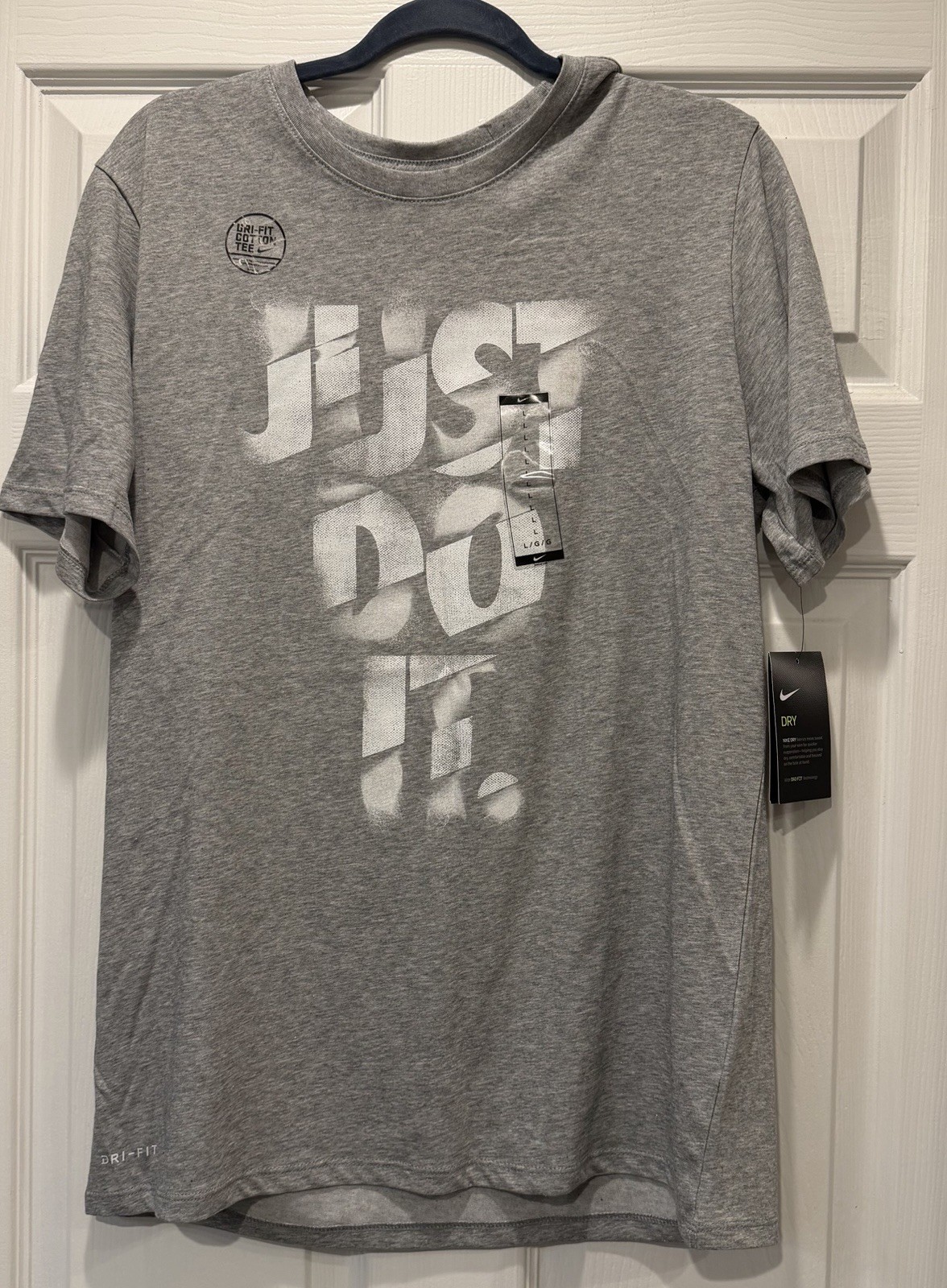 Nike dri fit tee athletic cut size large short sleeve t-shirt NEW with tags gallery