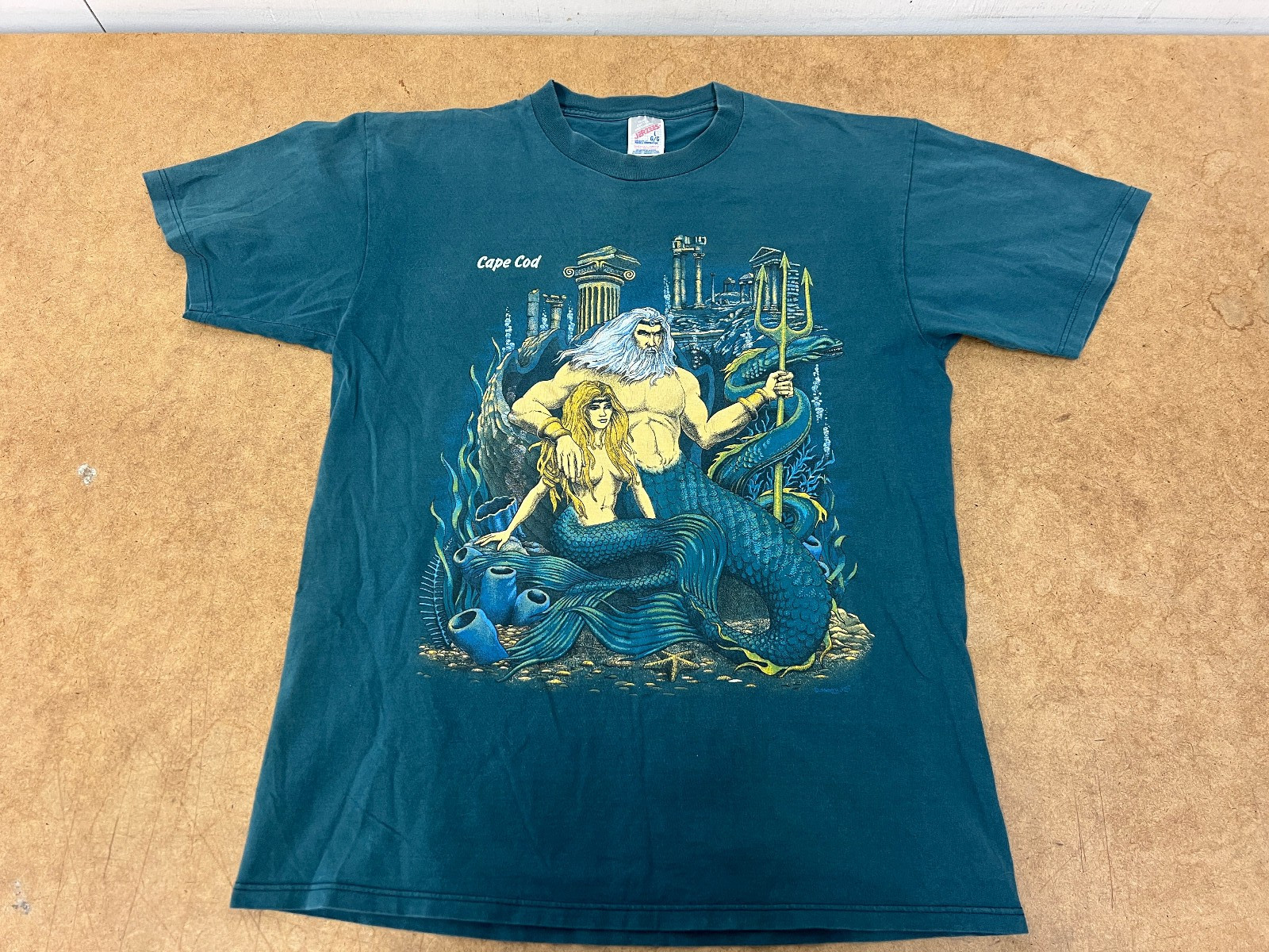Vintage Jerzees Cape Cod Mermaid Shirt SIZE LARGE gallery