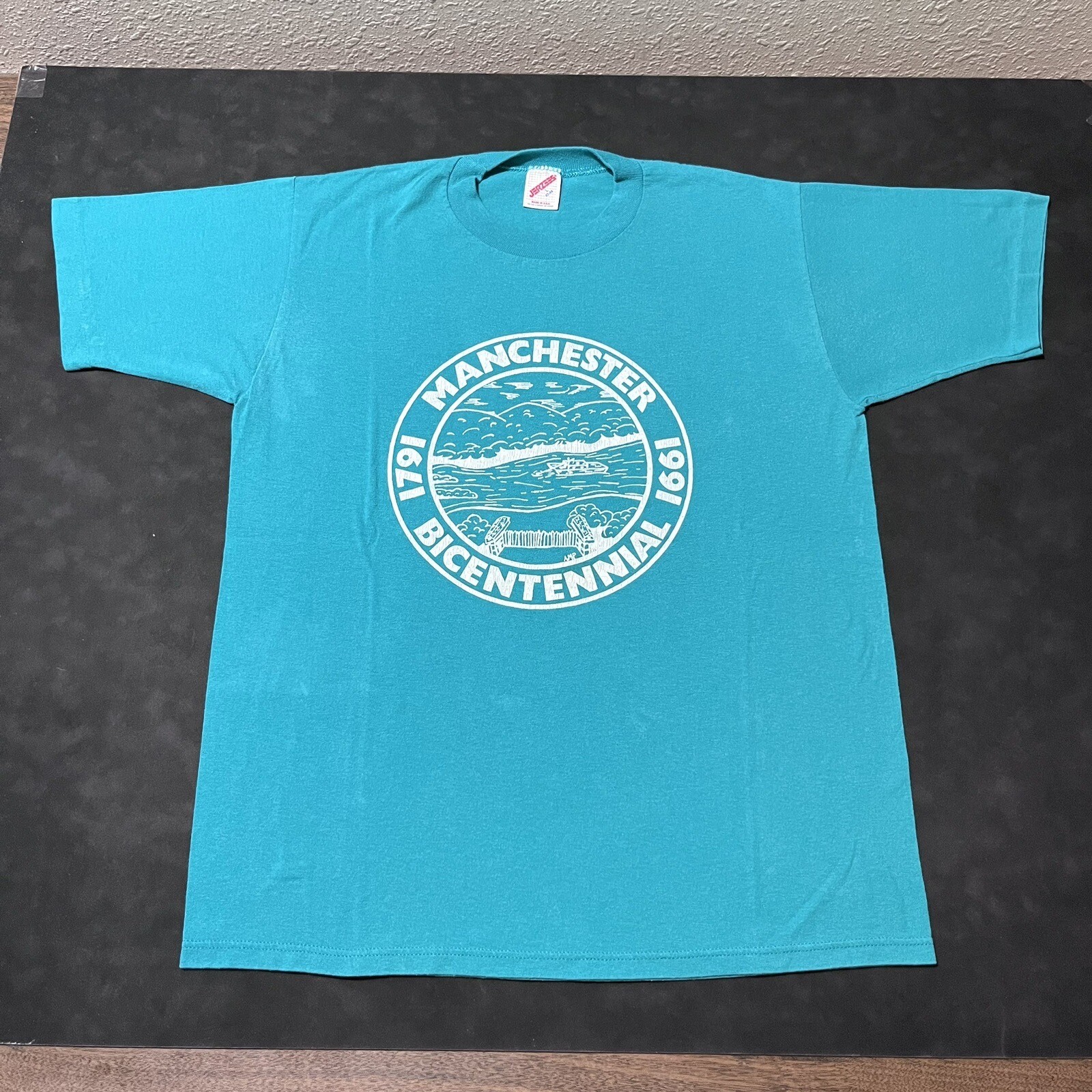 Vintage Manchester Shirt New England Sea Beach Lobster Fisherman Massachusetts