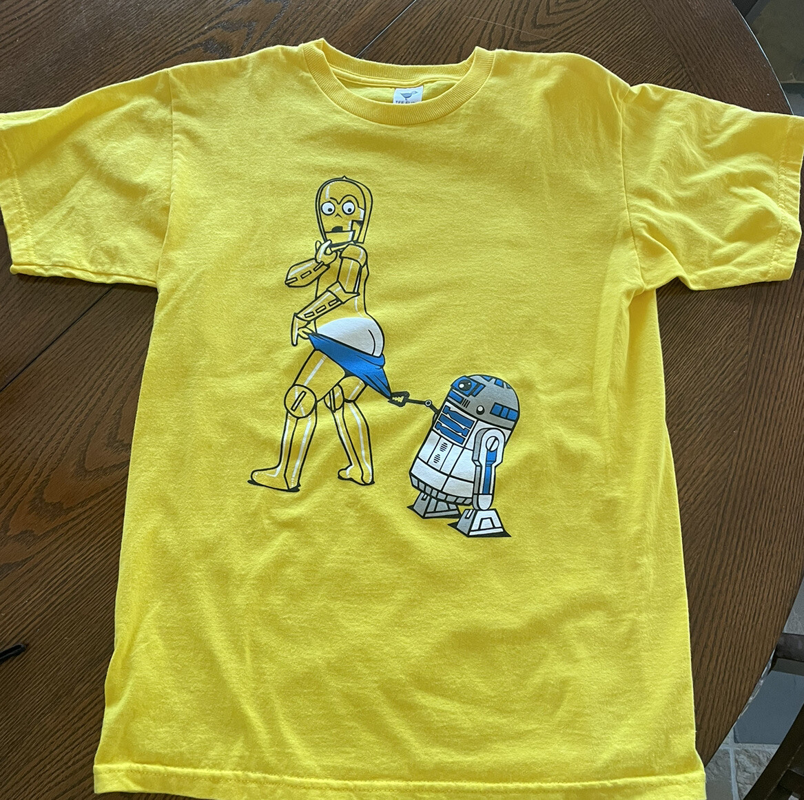 Star Wars C3PO R2D2 Coppertone Ad Small Yellow T-Shirt Tee Fury! gallery