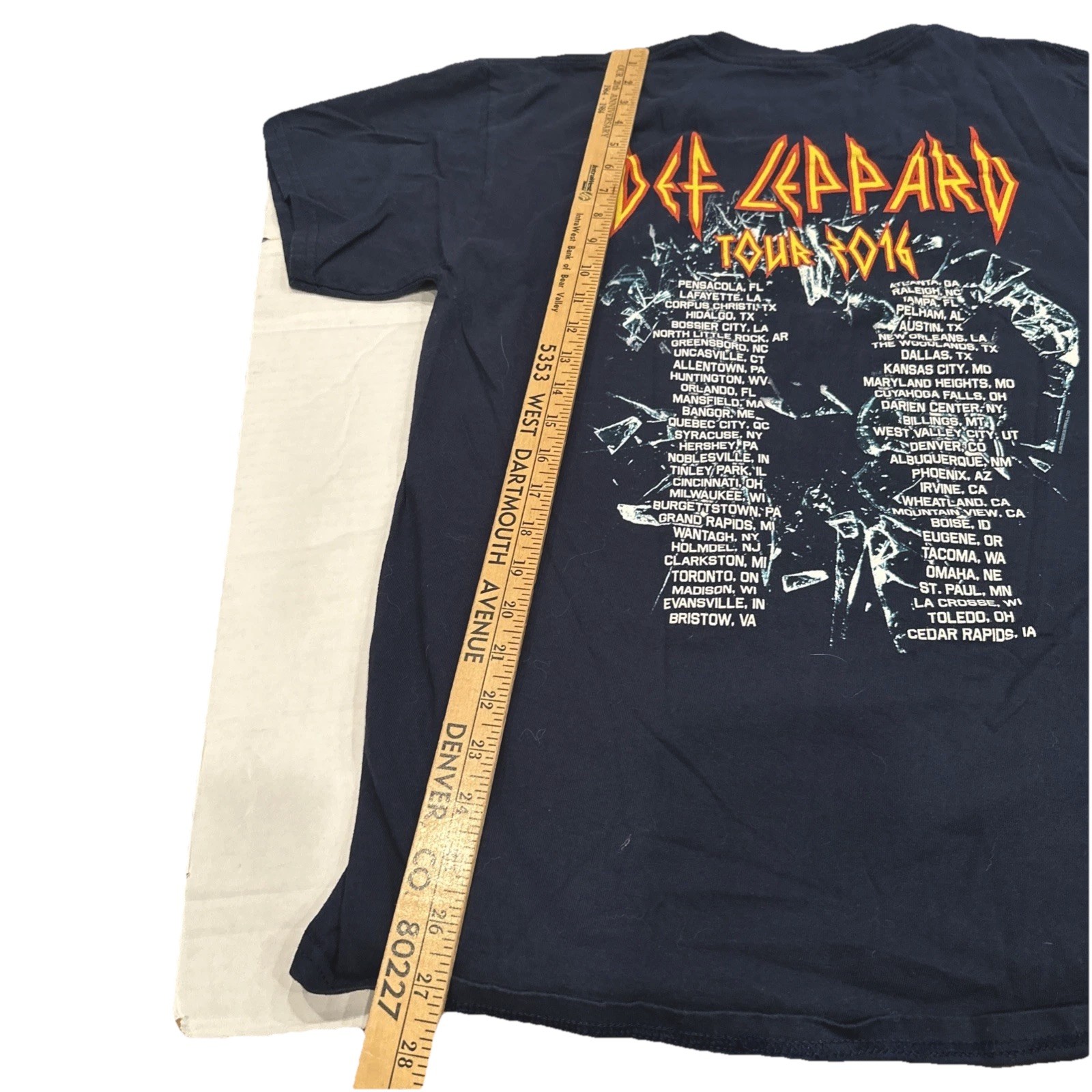 Def Leppard Mens 2016 North American Tour NO SIZE TAG Sz M? See Measurements gallery