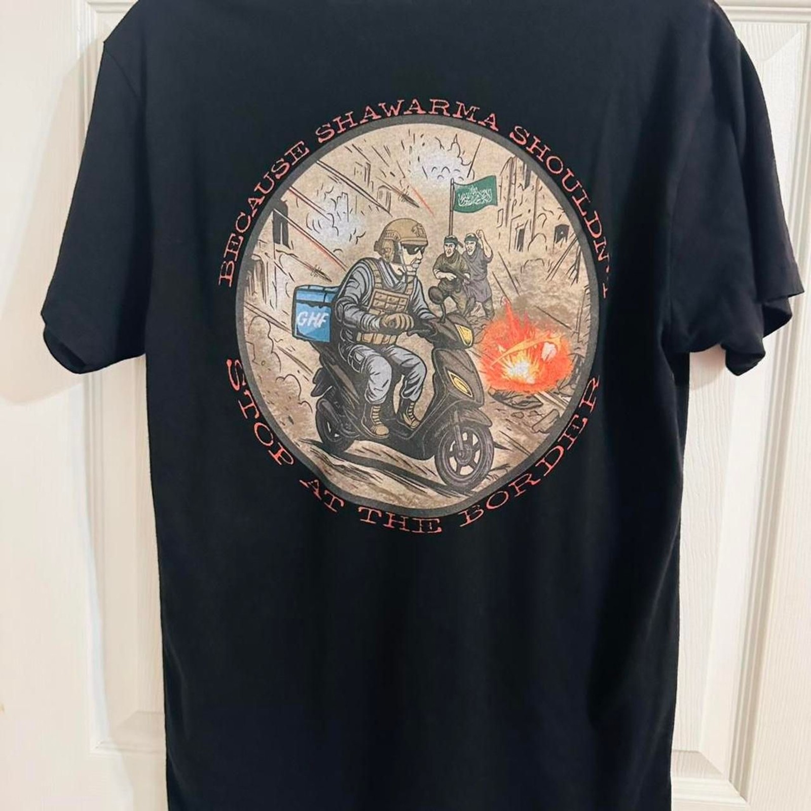 Unbranded Men's Black and Grey T-shirt gallery