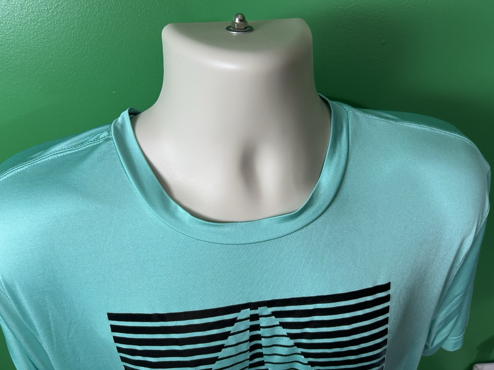 REEBOK Spellout T-Shirt Large Turquoise Polyester/Spandex Lightweight NICE!! gallery