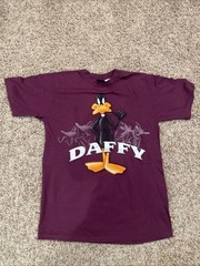 Daffy Duck – Maroon Shirt – Single Stitch Vintage 1998- Warner Bros. – M