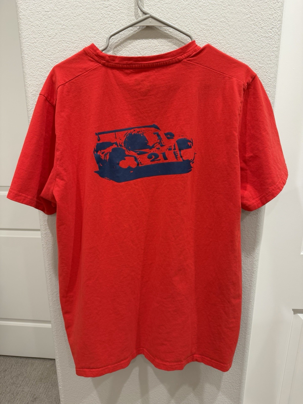 Porsche Collector's T-Shirt Ltd Edition 917 Martini Racing Long Tail Red XL gallery