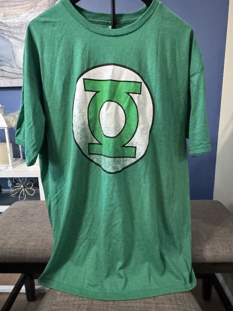 DC Comics Size Large Green Lantern Short Sleeve Graphic T-Shirt