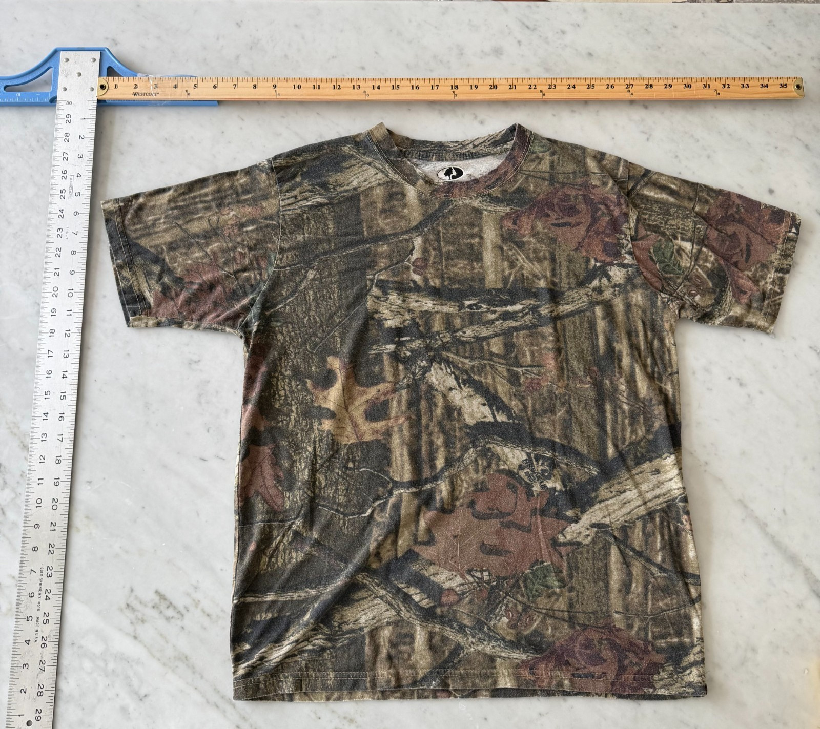 Mossy Oak Camo T Shirt Mens Size L Hunting Woodland Pattern Cotton Tee gallery