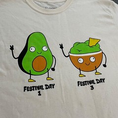 Eldon T-Shirt Mens Medium Cream Avocado Guacamole Cotton Casual Funny Dad