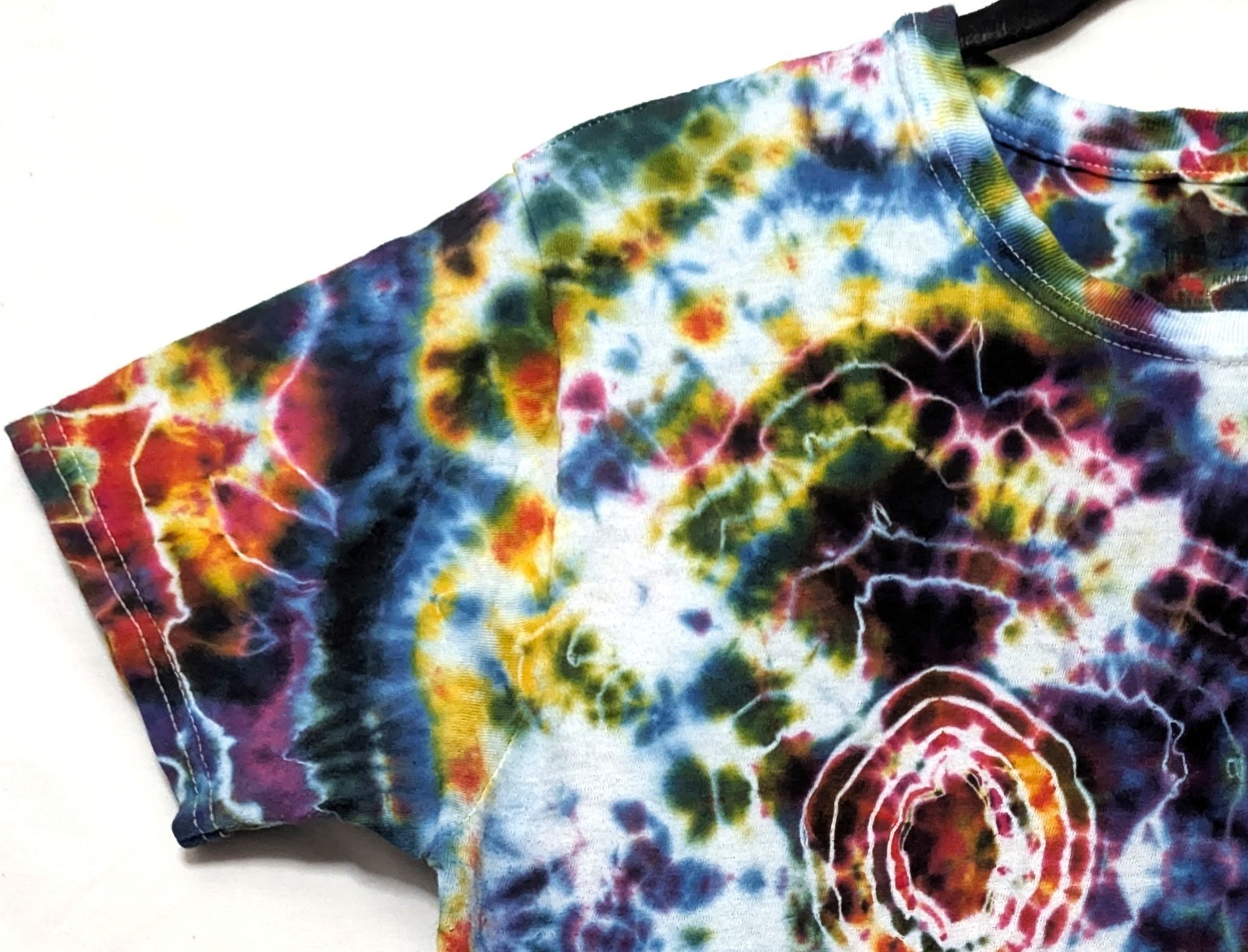 Handmade Tie Dye Rainbow Multicolor Geode Pattern Small Shirt 17" W X 24.5" L gallery