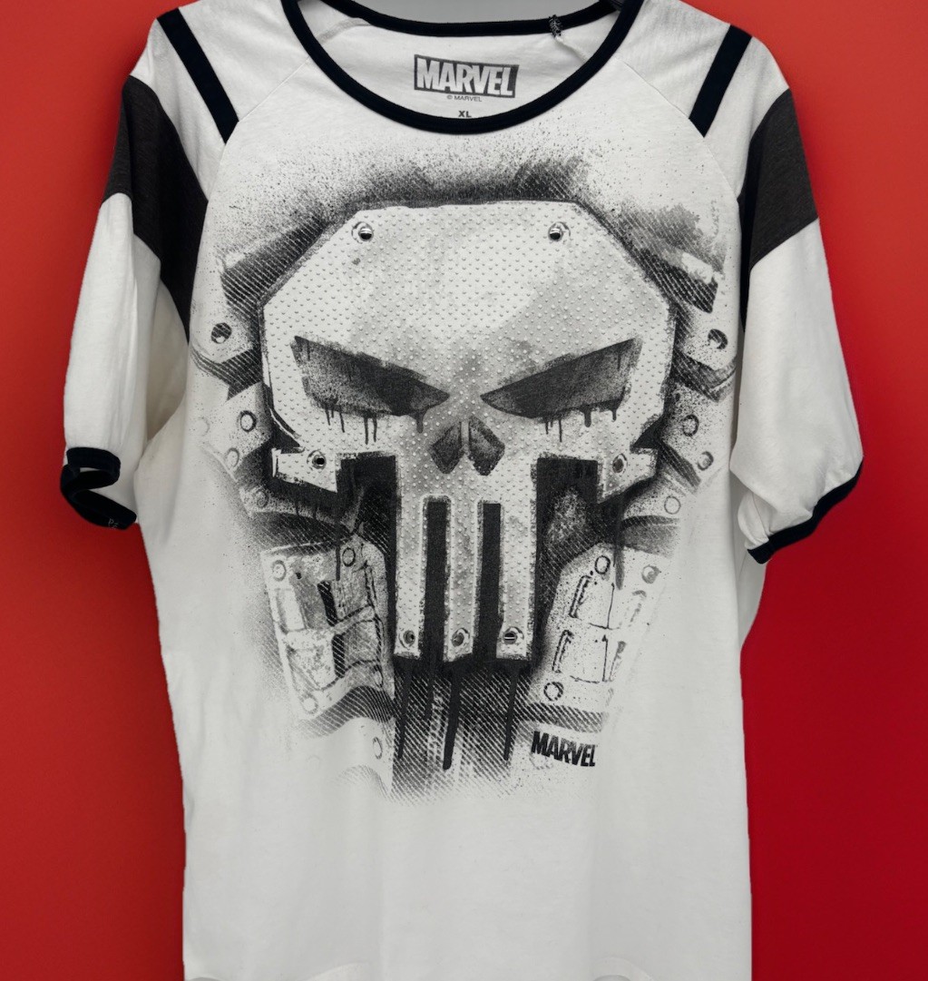 Marvel Punisher Men's XL White Black Graphic Crew Neck T-Shirt Summer gallery