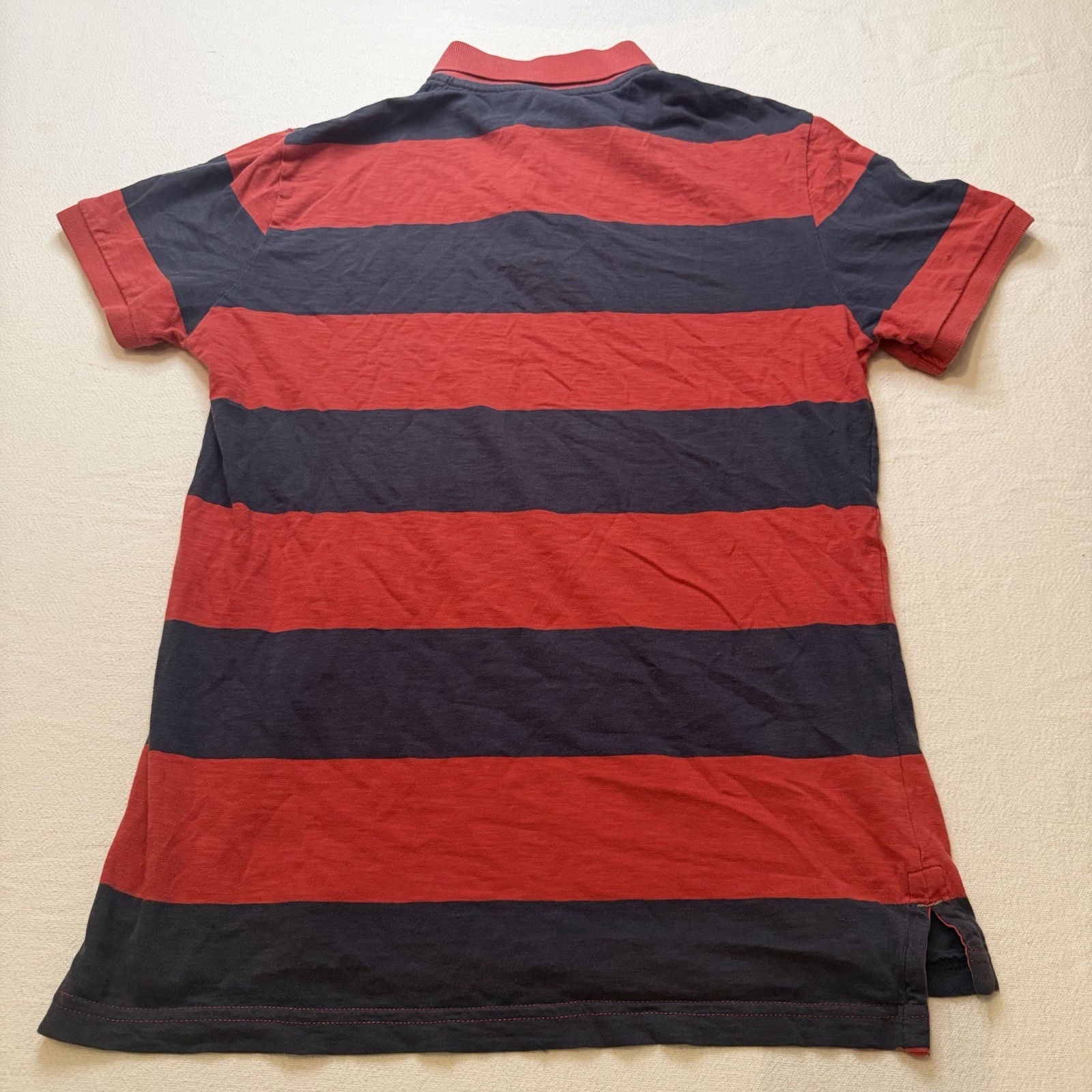 American Eagle Athletic Fit Men's Small Blue and Red Short Sleeve Shirt gallery