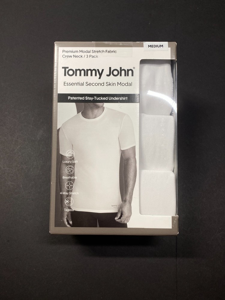 NWT Tommy John Second Skin Crew Neck Undershirt – White Size Medium – 3 Pack