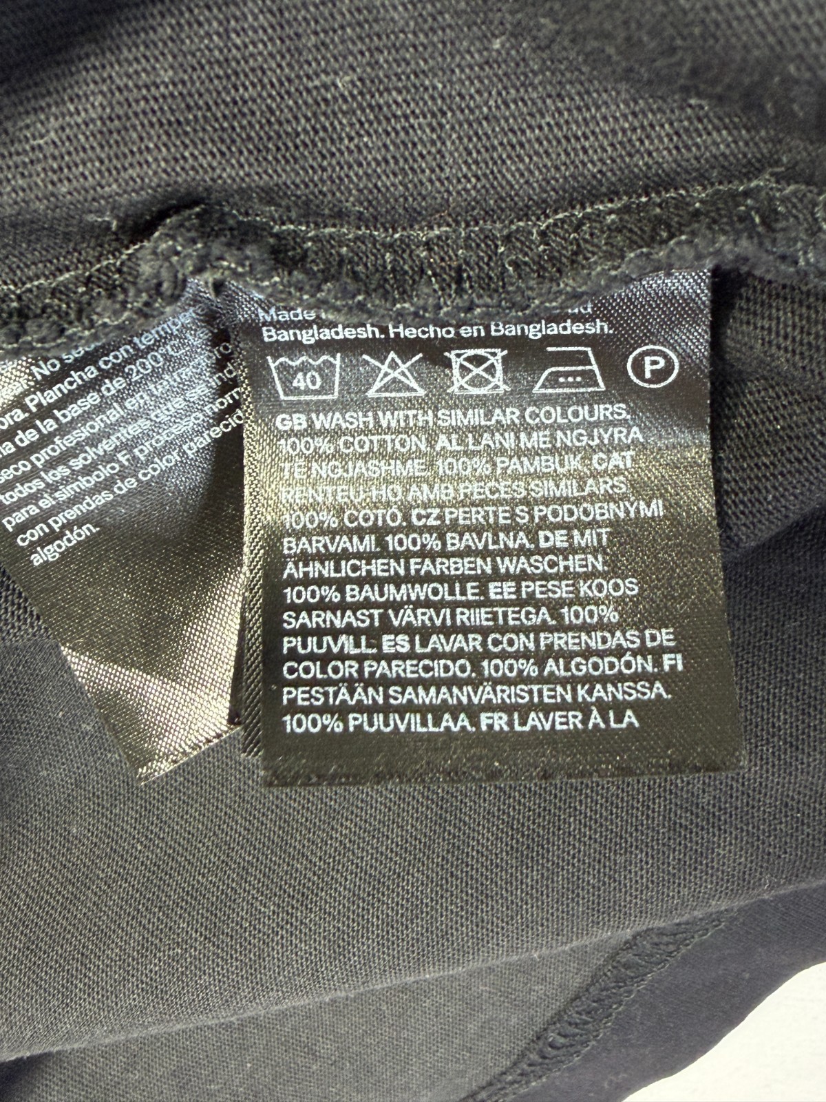 H&M Oversized Fit T Shirt Mens XS Black Cotton Outdoor Casual Everyday Wear gallery