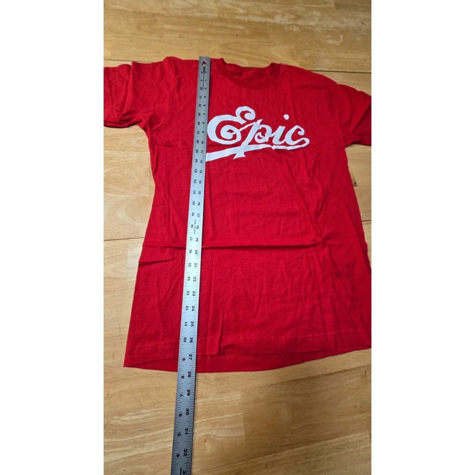 Epic Graphic T Shirt Red The Thread Shop Logo Tee Medium Unisex Streetwear NWOT gallery