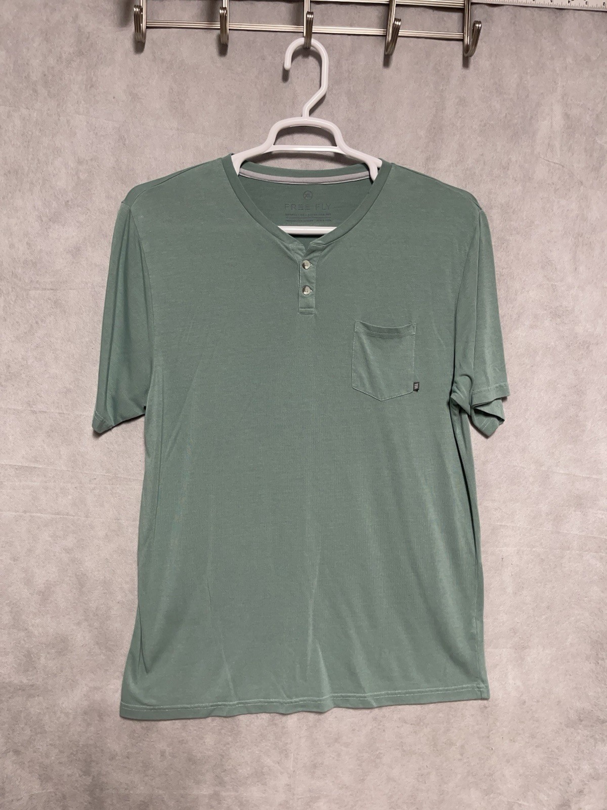 FREE FLY Shirt Men XL Green Henley Performance Bamboo Active Workout Gym Tee gallery