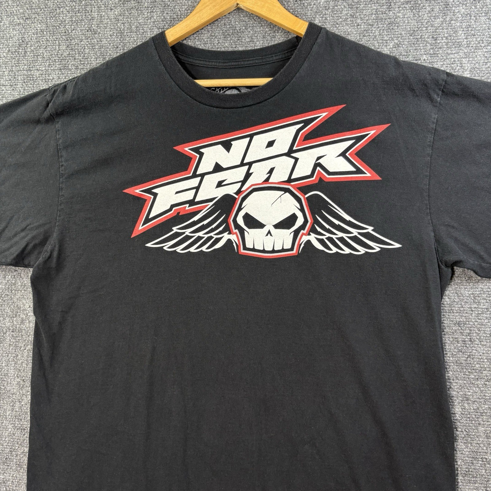 Y2K NO FEAR Shirt Mens L Black Skater Punk Rock Skull Wings Goth Skate gallery