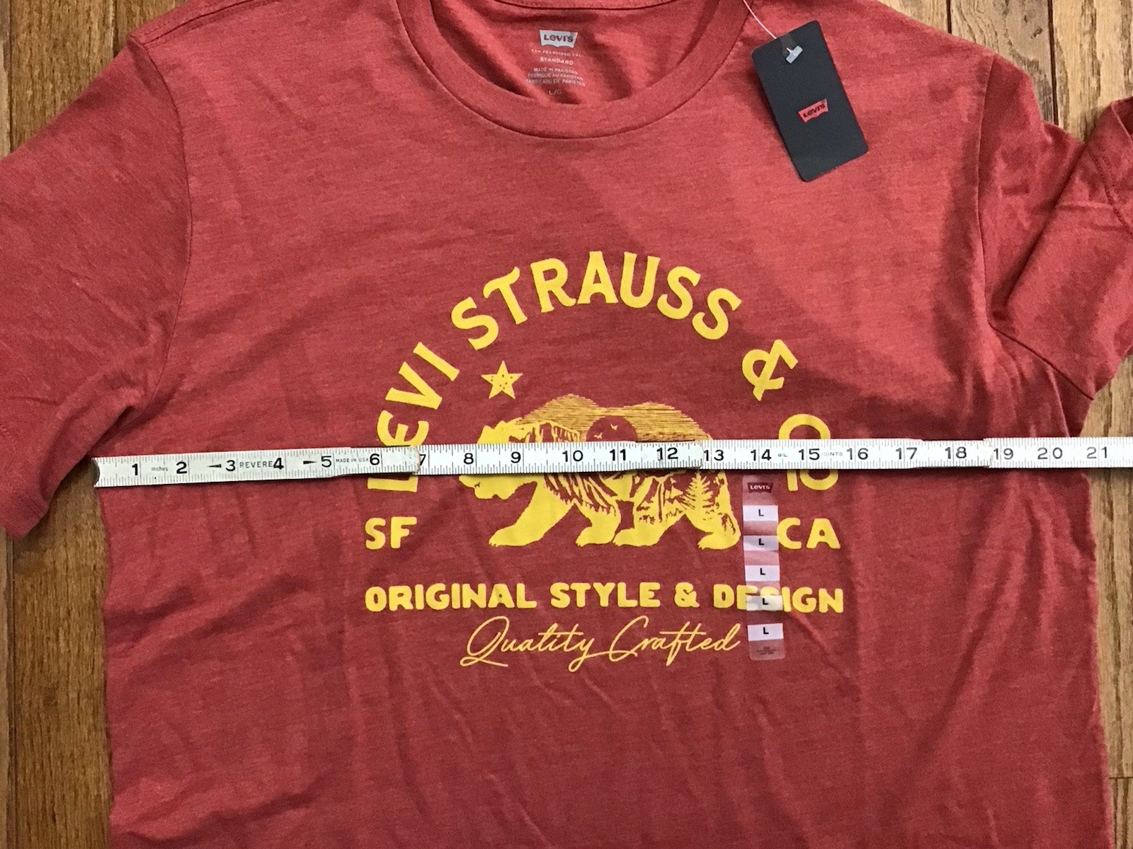 New Mens Levi's Strauss Standard Fit Graphic T-Shirt DUSTY RED Size Large gallery