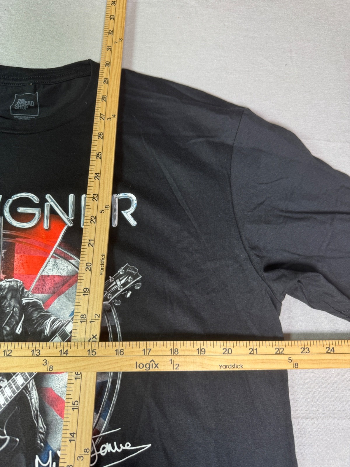 Foreigner Tee Men's XL Mick Jones Graphic Black The Thread Shop gallery