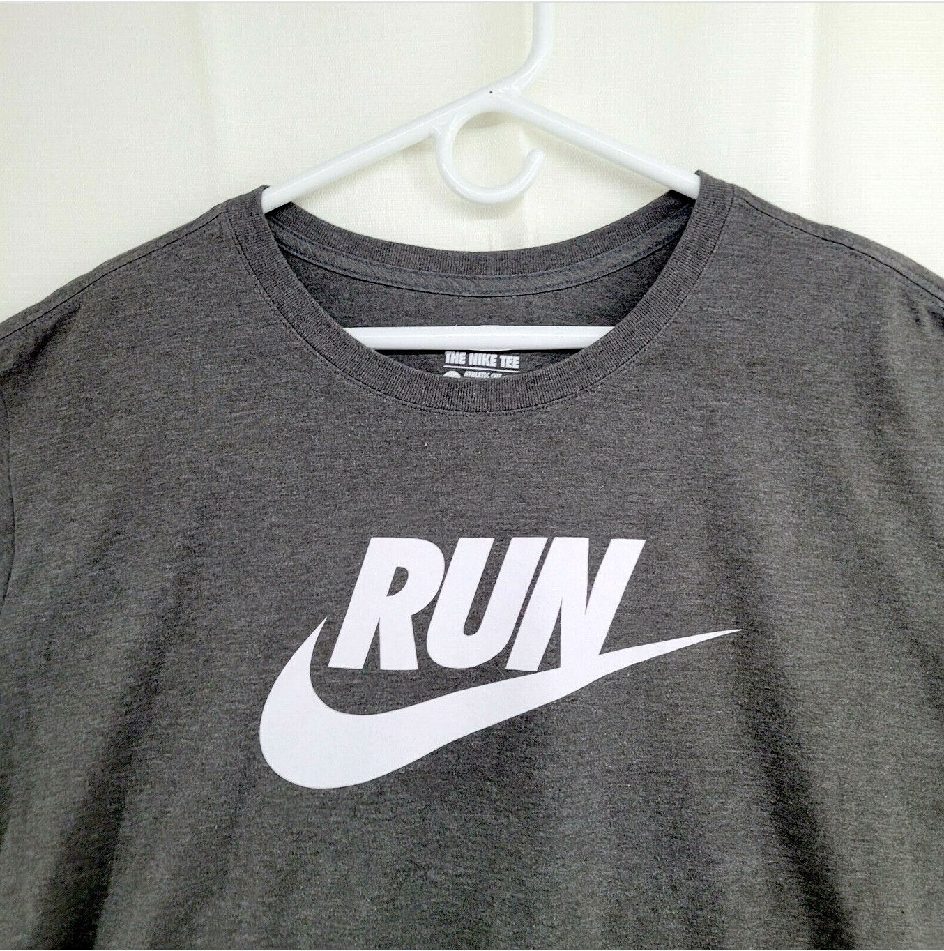 Nike Run Athletic Cut Men's Size XXL Solid Gray Oversized Logo Crew-Neck T-Shirt gallery