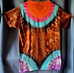 HANES 100% SIZE MEDIUM Cotton Tye Dyed Shirt Pre-washed WON’T FADE VERY SOFT