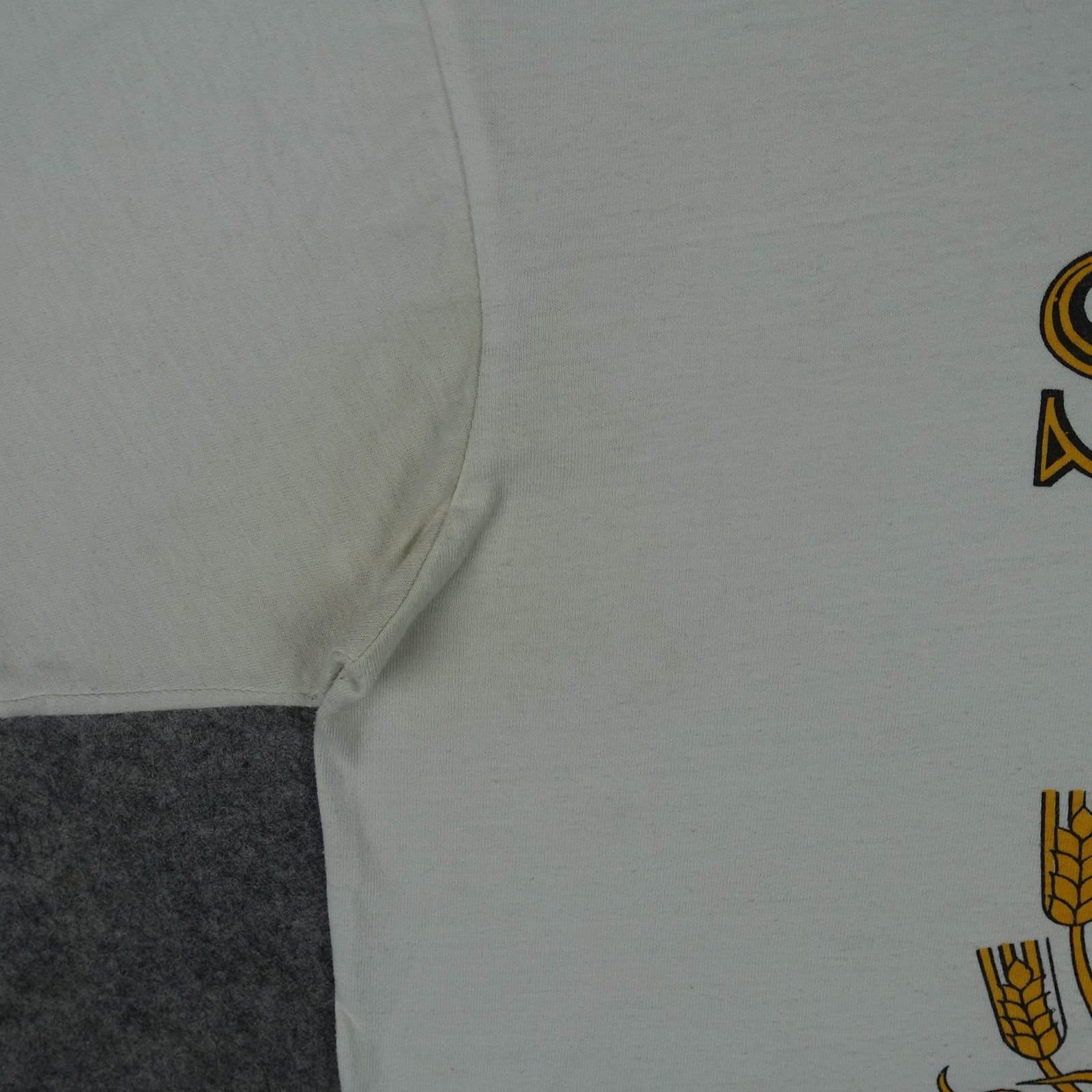VINTAGE Singha Lager Beer Shirt Mens XL White Thailand Beer Brewery Graphic Tee gallery