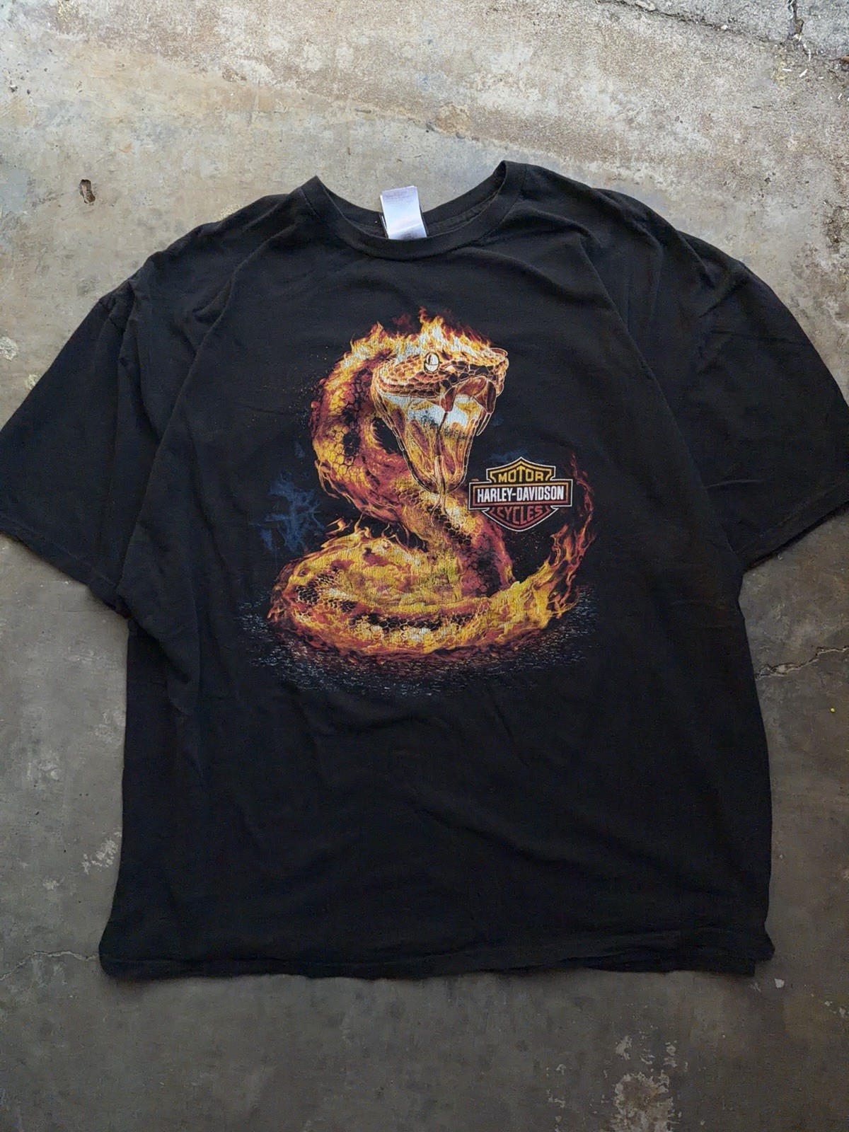 Rare Harley Snake Design 2xl T-Shirt gallery