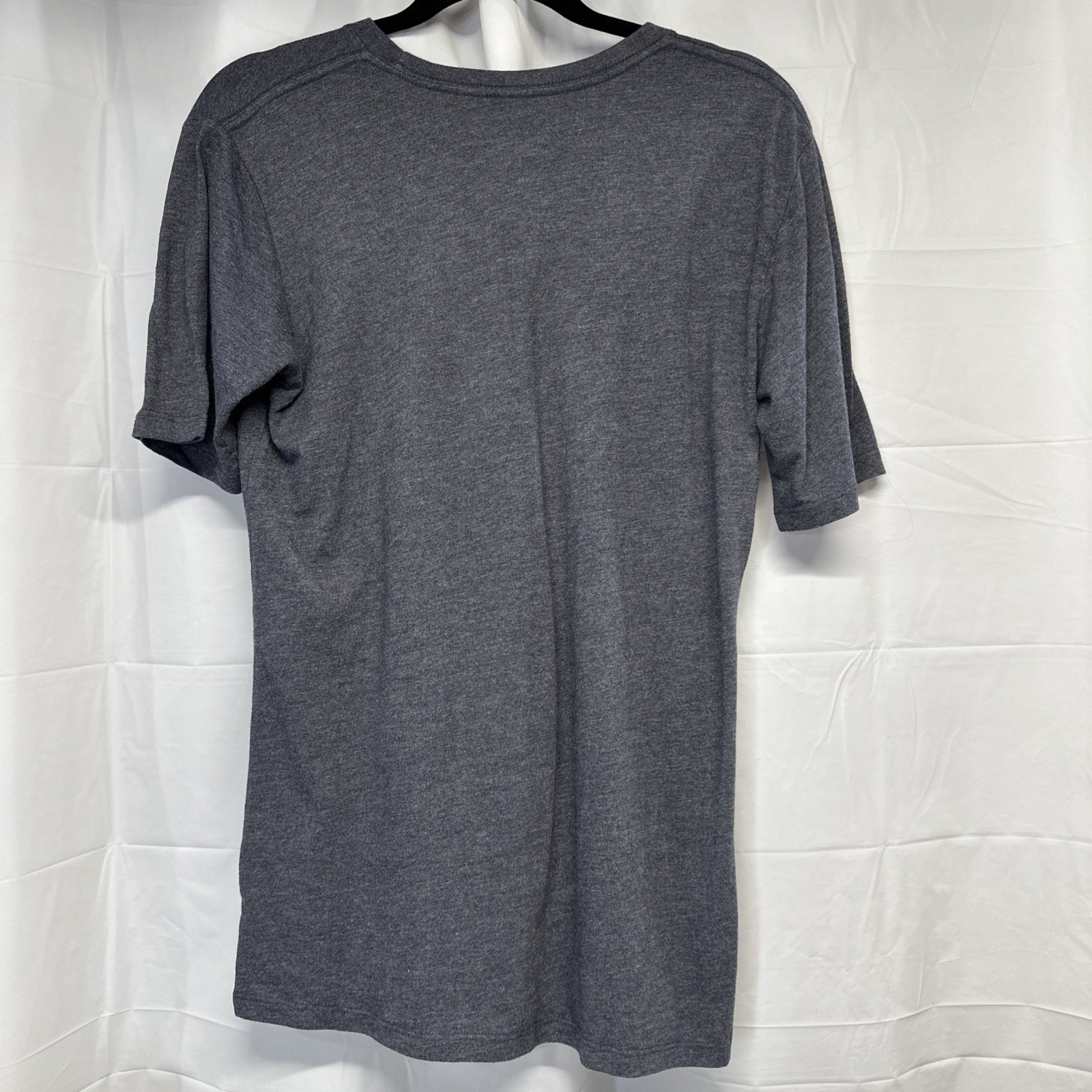 Mens T-Shirt Sz Medium. Cabelas. Graphic Tee. gallery
