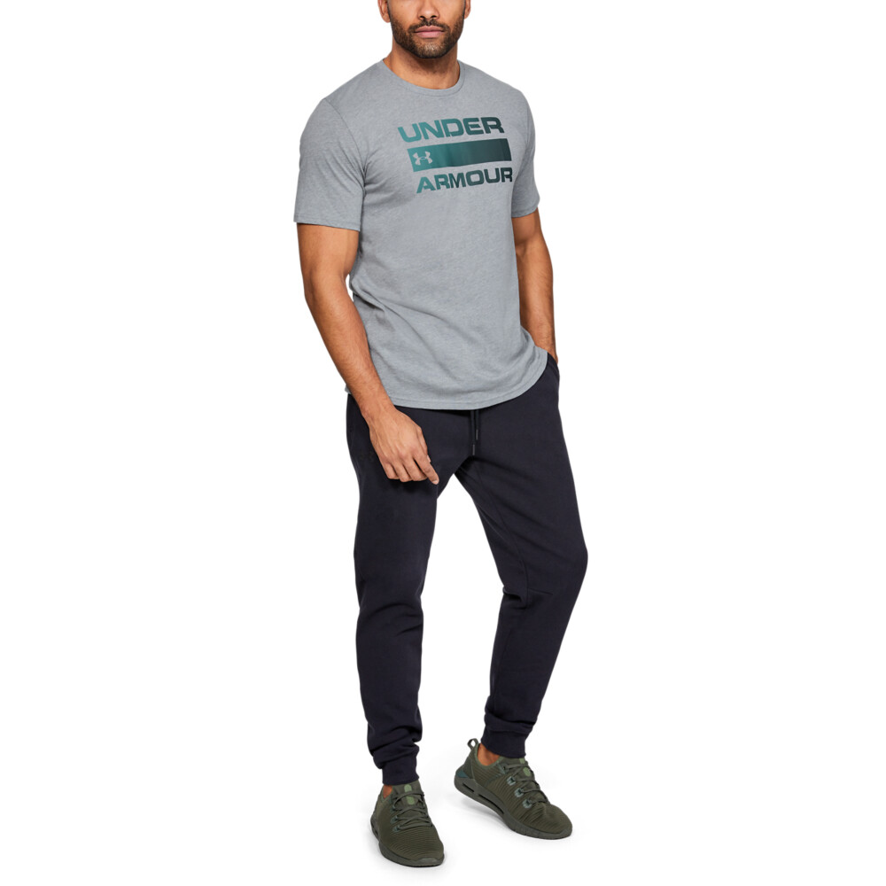 Under Armour 1329582 Men's UA Team Issue Wordmark Short Sleeve Graphic T-Shirt gallery
