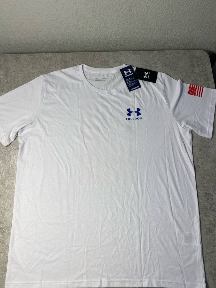 Under Armour Freedom Men’s 2XL White USA Flag Graphic T-Shirt NWT Short Sleeve