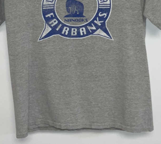 University Of Alaska Short Sleeve T-Shirt Men's Medium Gray gallery