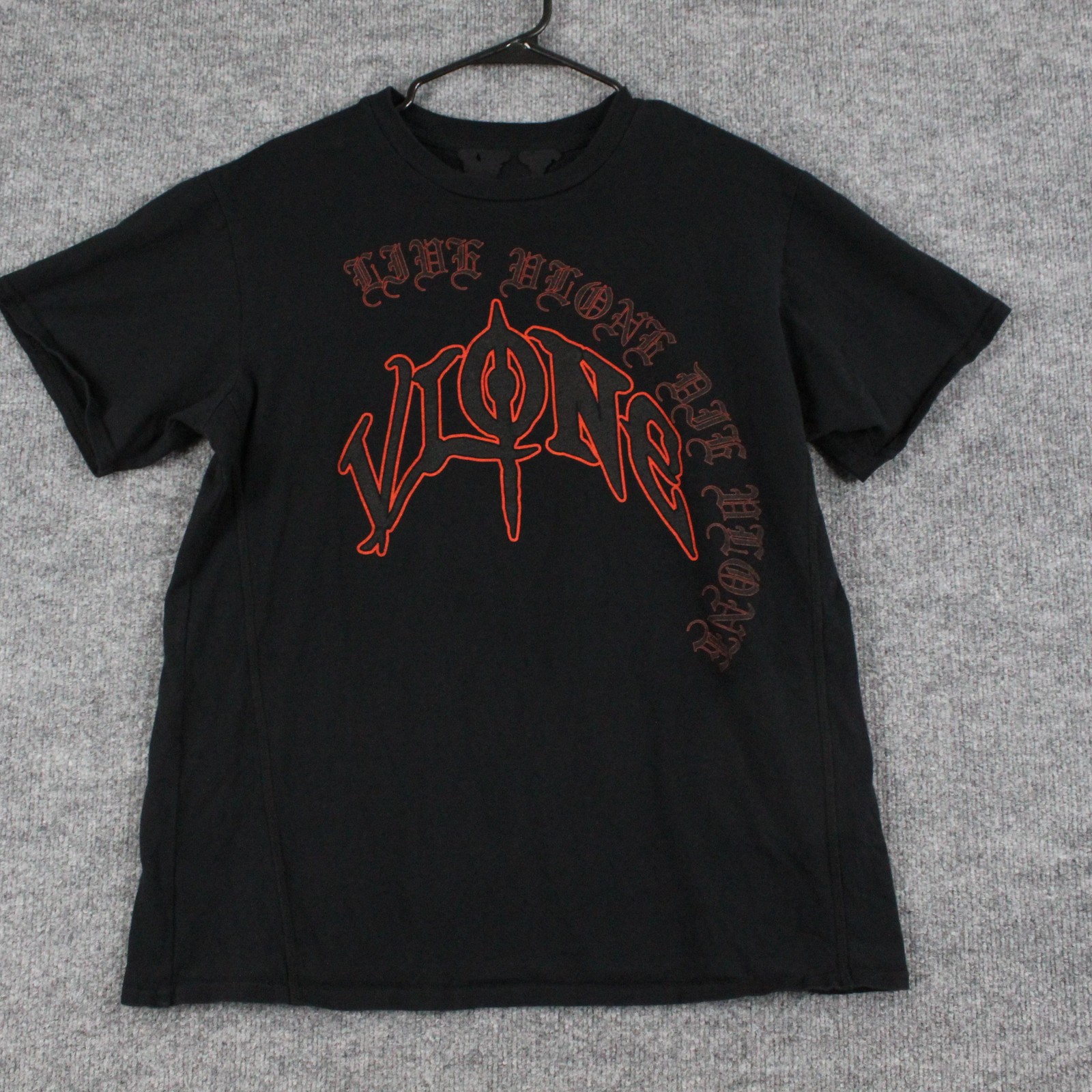 Vlone Shirt Mens Large Black Old English Script Tee Graphic Streetwear Punk gallery