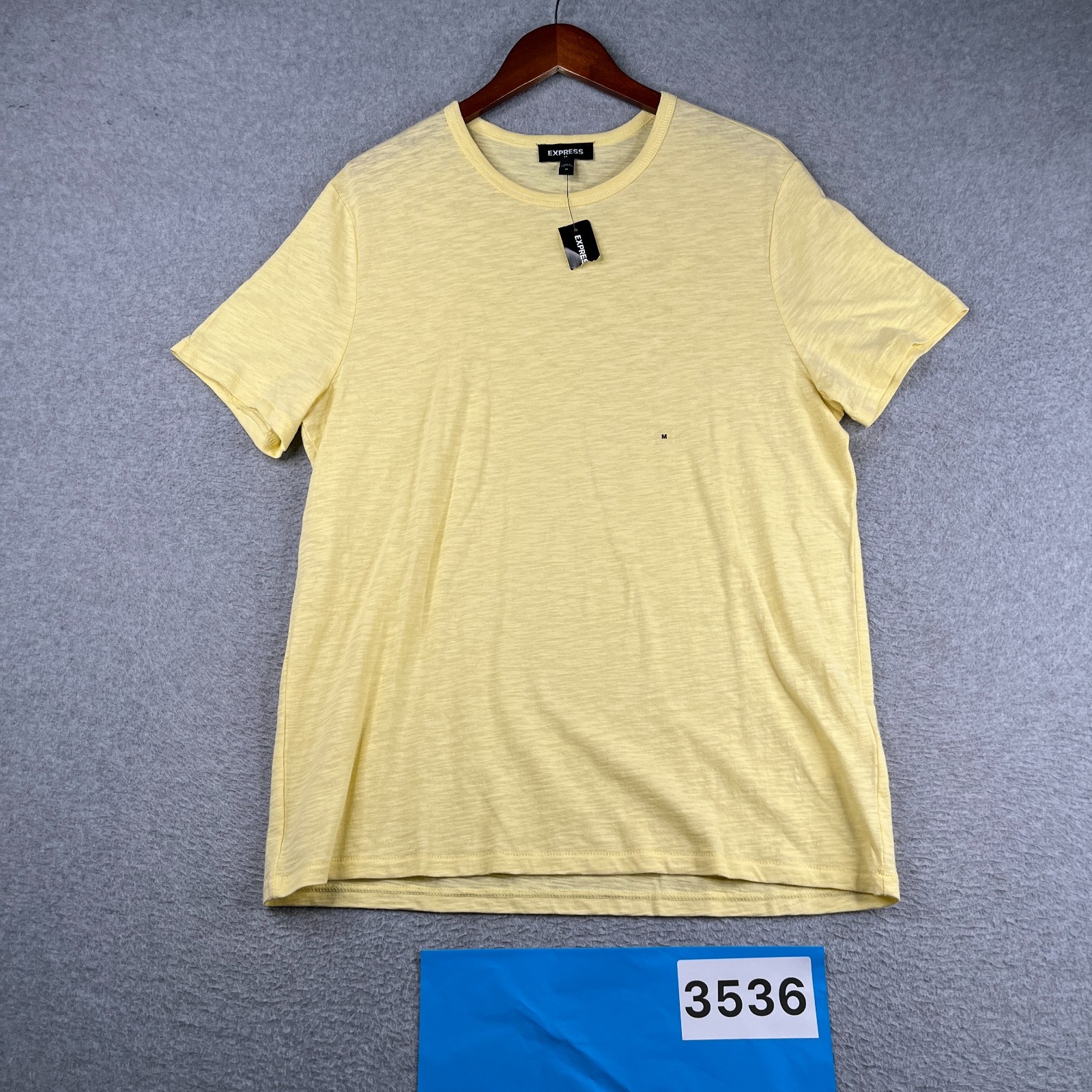 Express Yellow T Shirt Lightweight Mens Medium Casual NEW NWT