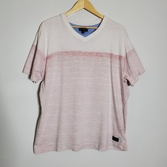 Silver Jeans Co men’s V-Neck White and pink t shirt Size XL Great Condition