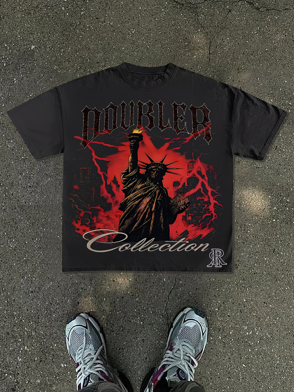 Men’s Gothic DOUBLER Logo & Statue of Liberty T-Shirt – White Base with Black Le