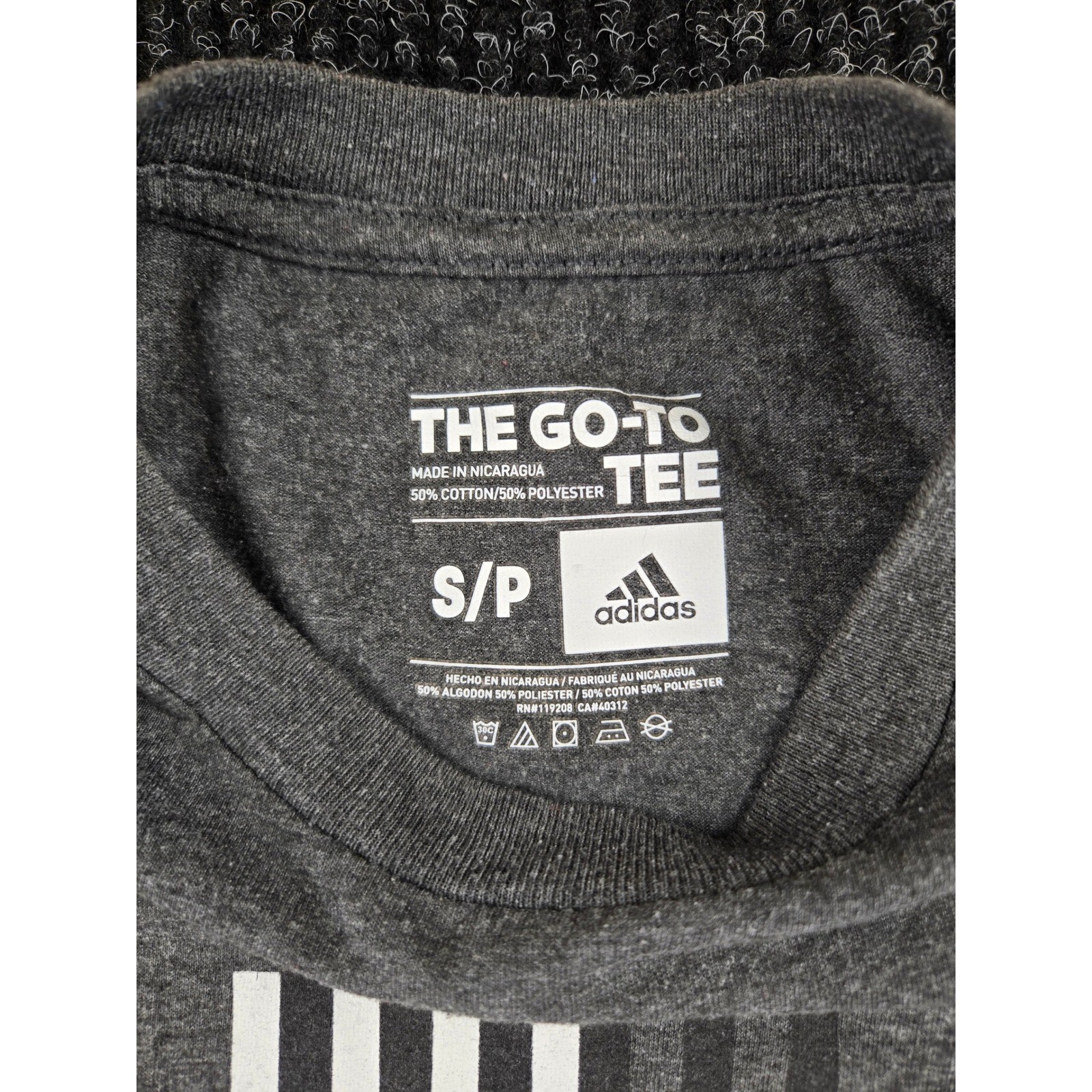Adidas Mens The Go-To Tee Heather Grey Vertical Flag Graphic T-Shirt Small S/P gallery