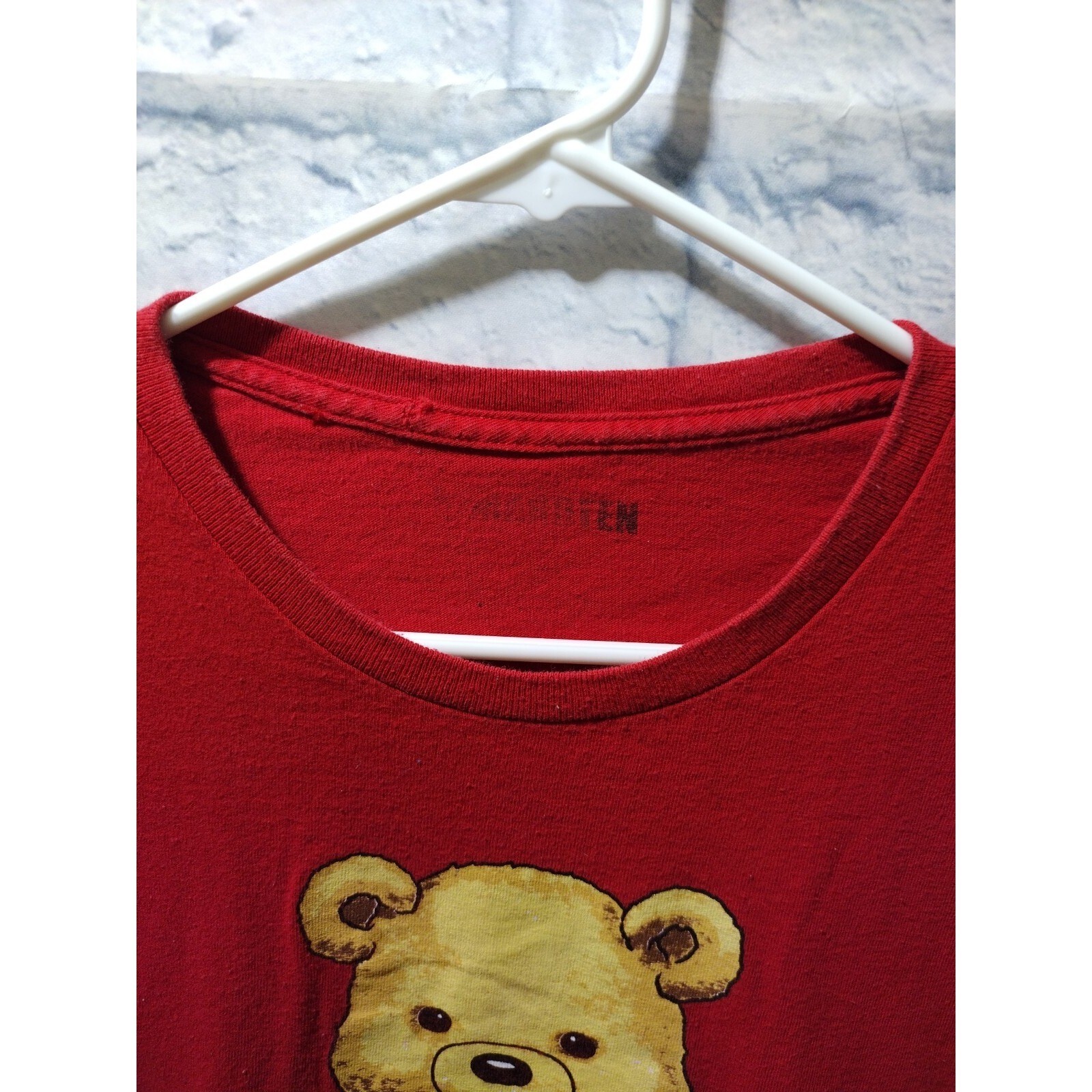 Fruit Men's Red Streetwear Supreme Style Legend Bear Shirt Size X Large gallery