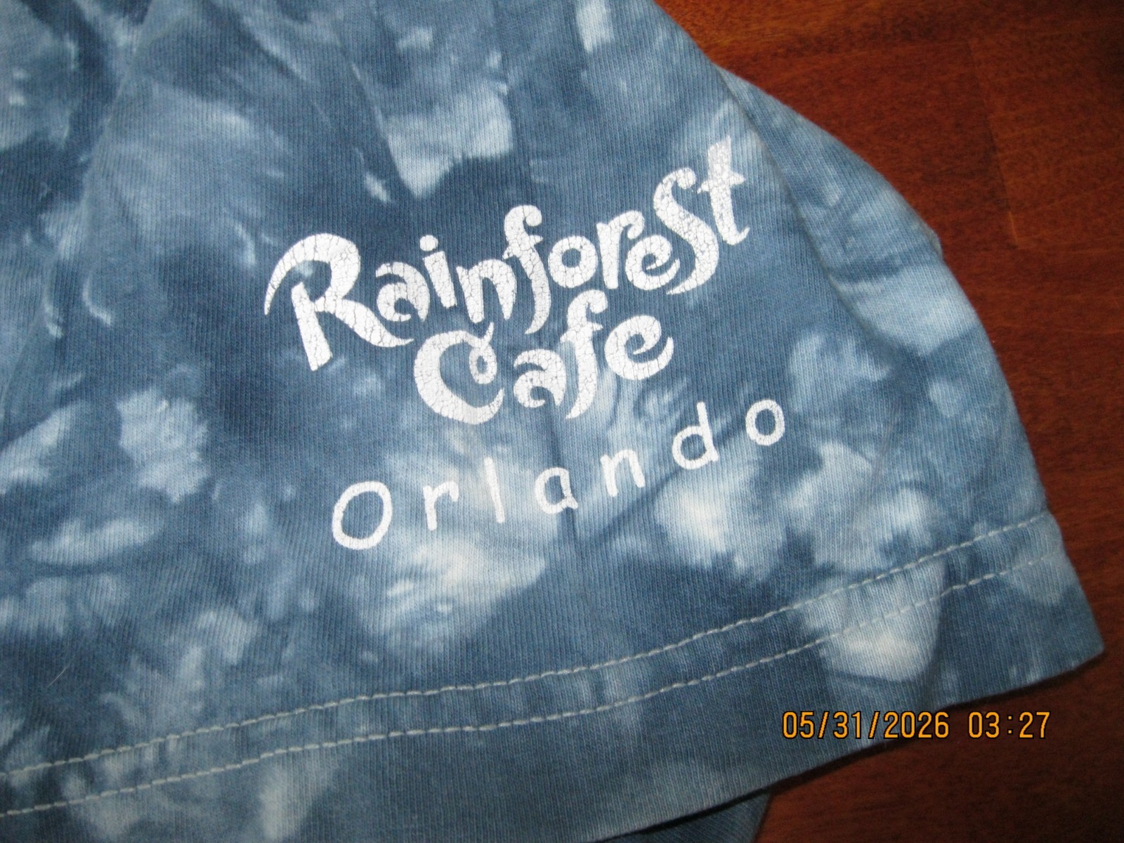 Vintage 90s Rainforest Cafe Crew Neck White Tiger Tie Dye Tee T-Shirt Blue LG gallery