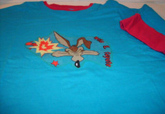 T-shirt with appliqued decoration