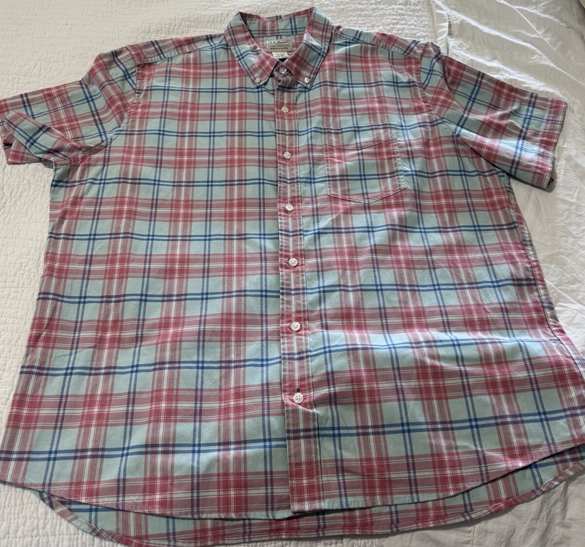 Man's L.L.Bean Comfort Stretch Oxford Short Sleeve Slightly Fitted Plaid gallery