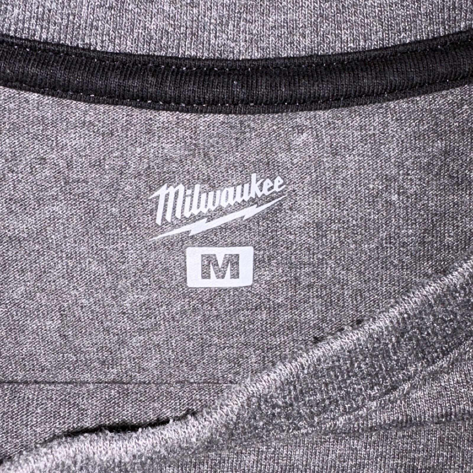 Milwaukee Long Sleeve Pocket T-shirt Mens Medium Charcoal Gray Heavy Duty Work gallery