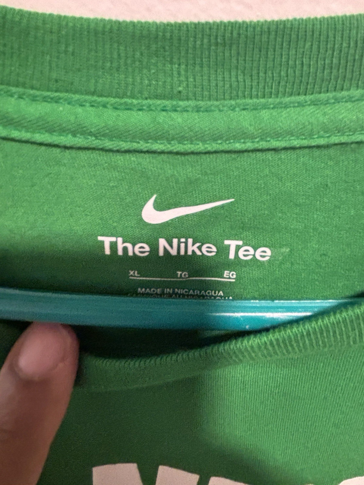 Nike The Nike Tee Men’s XL Green Logo Graphic Crew Neck Short Sleeve DR0512-374 gallery