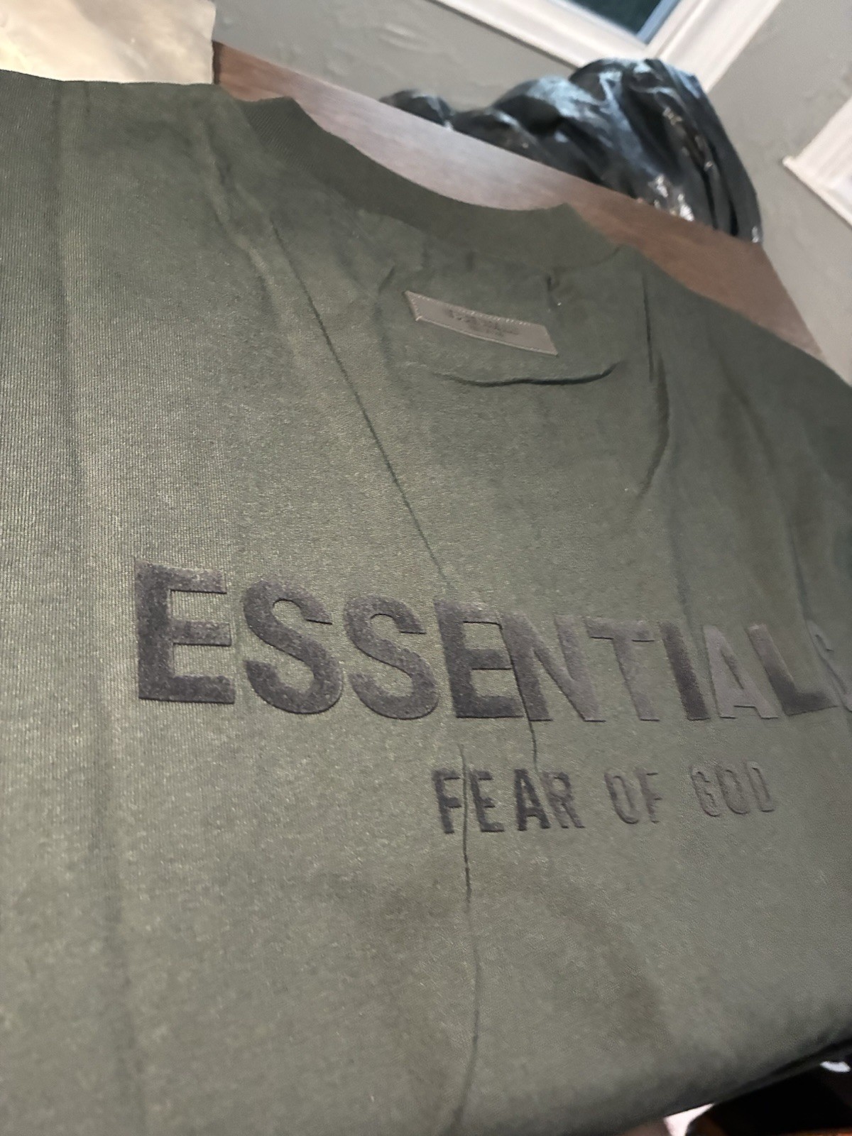 Essentials Fear of God Men's Black Logo Crew Neck Short Sleeve T-Shirt L gallery