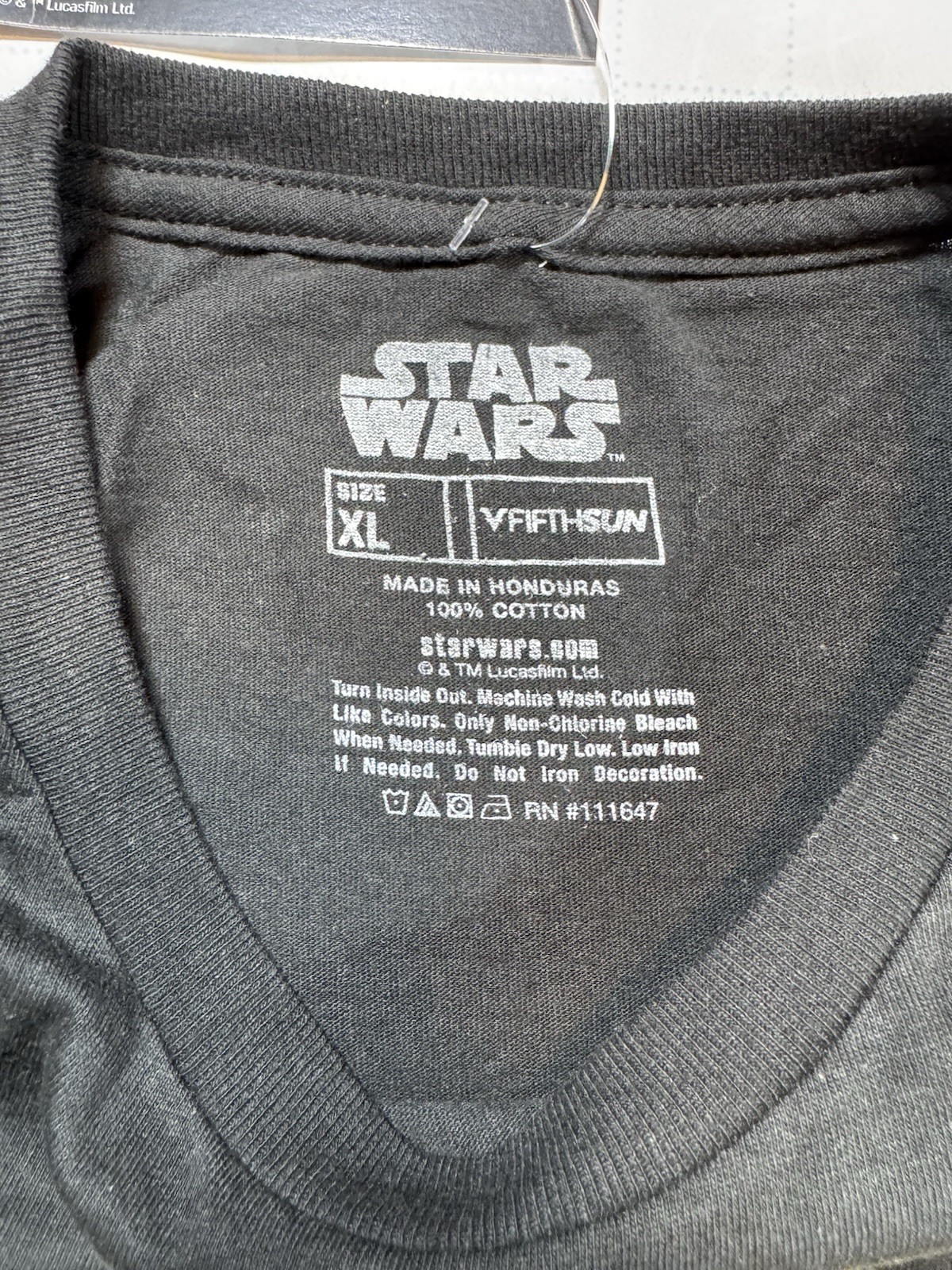 !NEW! Star Wars "The Mandalorian"with baby Yoda. T Shirt Men’s Size XL gallery