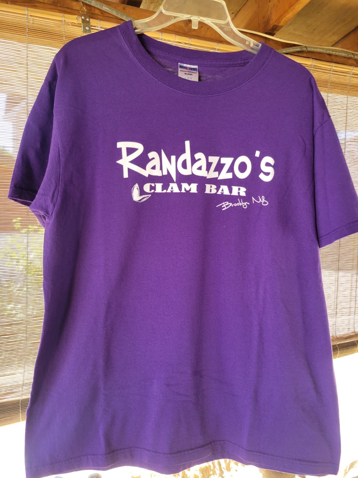 Randazzo's Clam Bar Shirt Brooklyn New York Men's Large T-shirt Purple L gallery