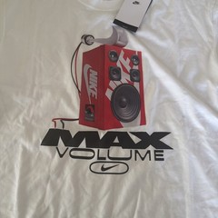 Nike The Nike Tee Max Volume Graphic White Loose Fit Men’s T-Shirt S
