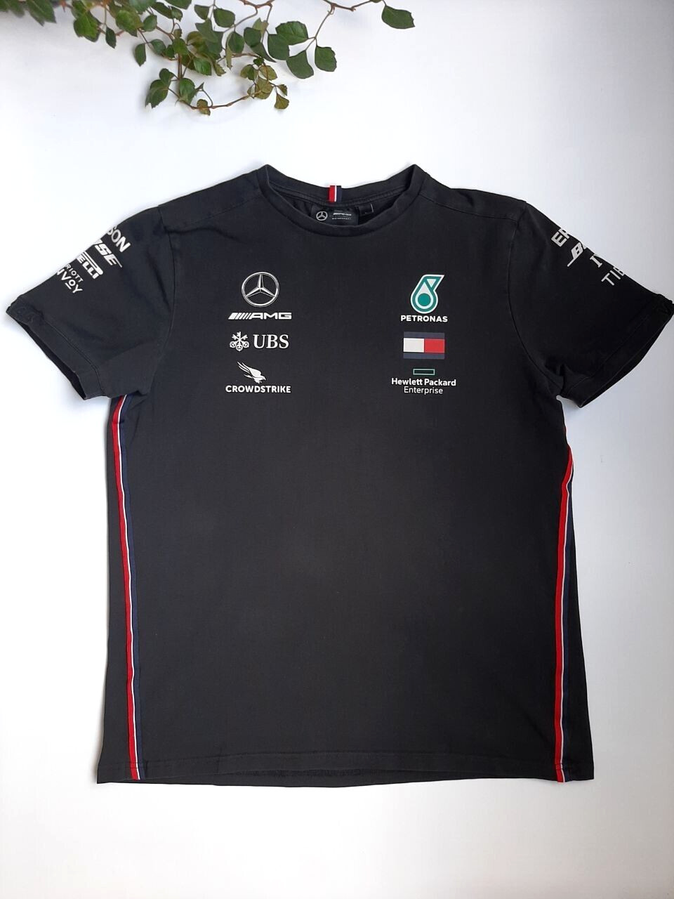 Mercedes AMG Petronas Shirt Men / F1 Stretch Hamilton LH44 Tee gallery